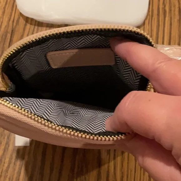 NWT mali & lili crossbody - Picture 6 of 7